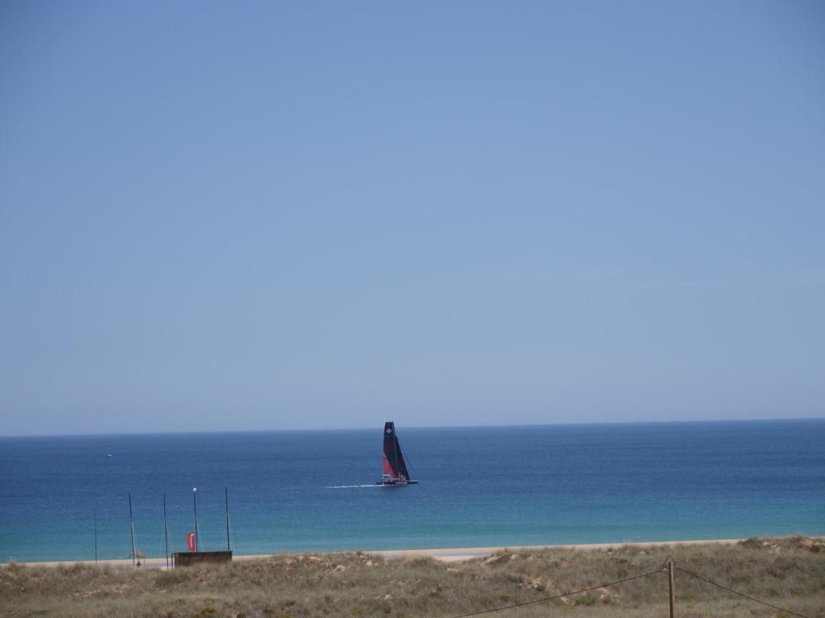Cozy With Sea View Over Meia Praia